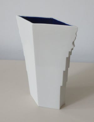 Frans Ottink - Abstracte porseleinen vaas kopen? Bied vanaf 35!