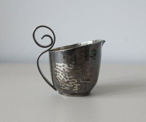 Georg Nilsson - Verzilverd hand gehamerd (koffie) melkkannetje uitgevoerd voor Gero kopen? Bied vanaf 25!