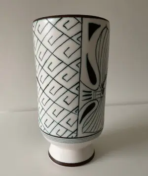 Plateelbakkerij Zuid-Holland - Zeldzame mooie vaas decor Phoenix jaren 50 kopen? Bied vanaf 70!