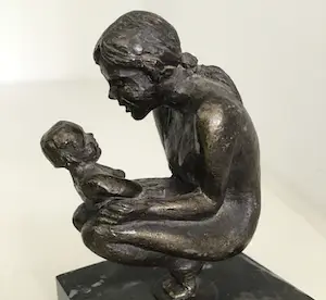 Corry Ammerlaan - Sculptuur “ MOEDER EN KIND “ kopen? Bied vanaf 1!