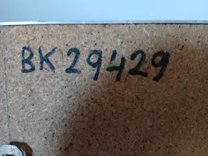 Sjoerd de Vries - compositie met spijkers en touw kopen? Bied vanaf 100!