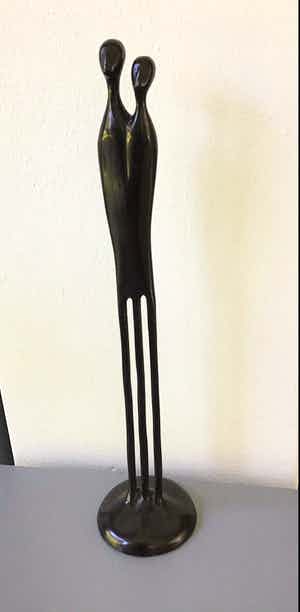 Louise Hederstrom - Sculptuur “ TWEE-EENHEID. 43 cm hoog ! verkocht voor € 65!