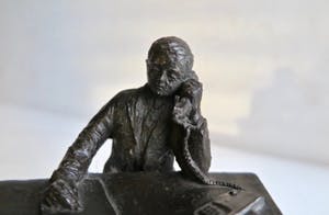 Niet of onleesbaar gesigneerd - “De manager" - Beeld van Gietijzer/Bronslegering kopen? Bied vanaf 1!