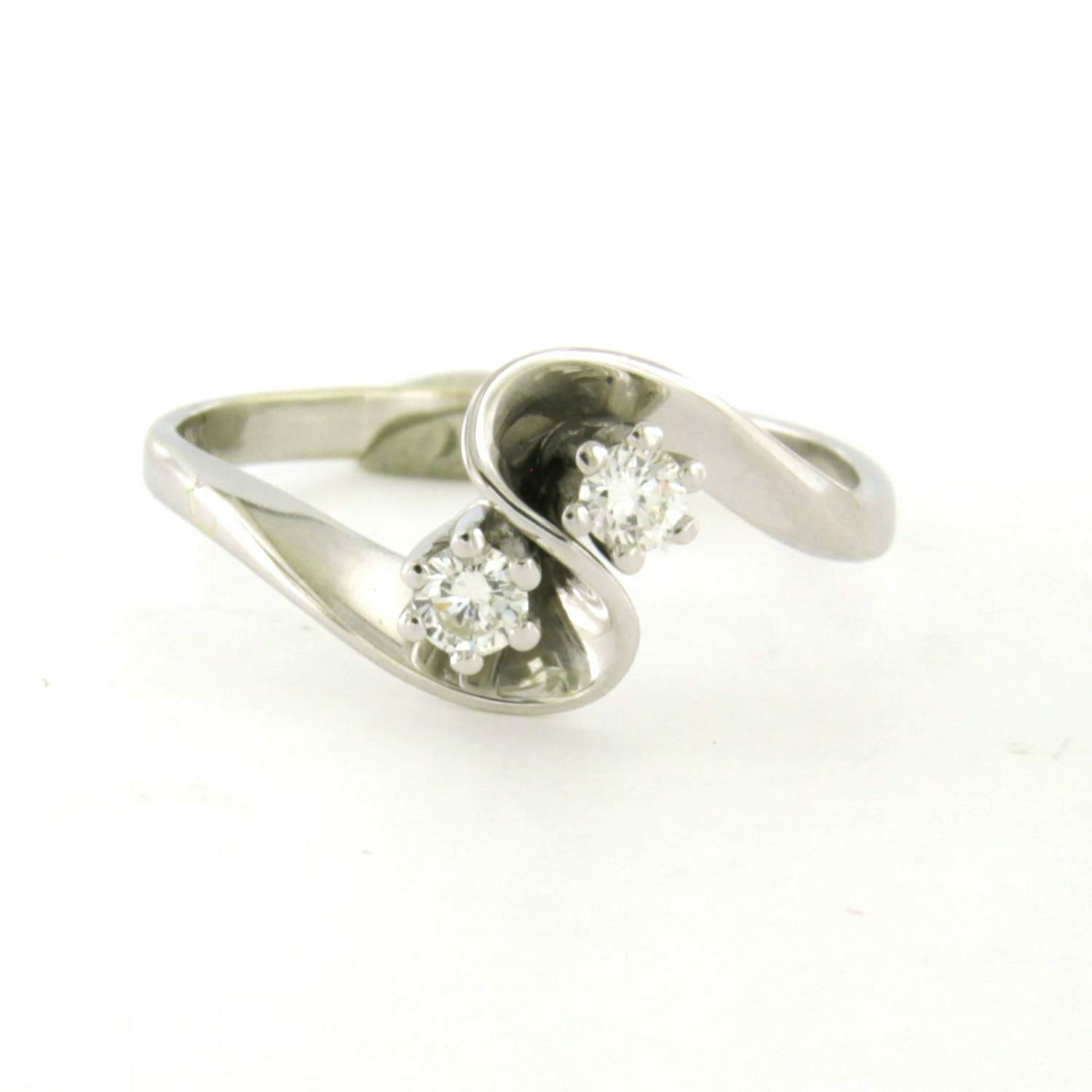 14k witgouden ring met briljant geslepen diamant tot. 0.15ct – F/G - VS/SI verkocht voor € 240!