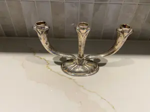 WMF - Elegante drie-armige kandelaar uit begin 1900 kopen? Bied vanaf 40!