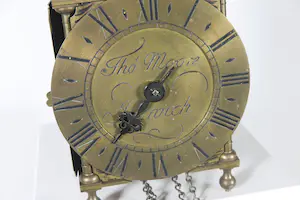 Niet of onleesbaar gesigneerd - Naar Thomas Moore of Ipswich, Engelse lantaarnklok kopen? Bied vanaf 1!