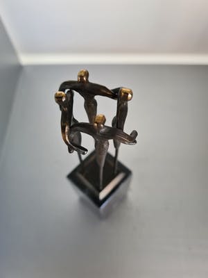 Corry Ammerlaan - Artihove Beeld " Hoogstaand geïnspireerd. " kopen? Bied vanaf 22!