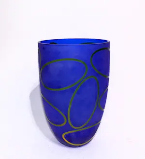 Buy Olaf Stevens - vaas in graaltechniek? Bid from 150!