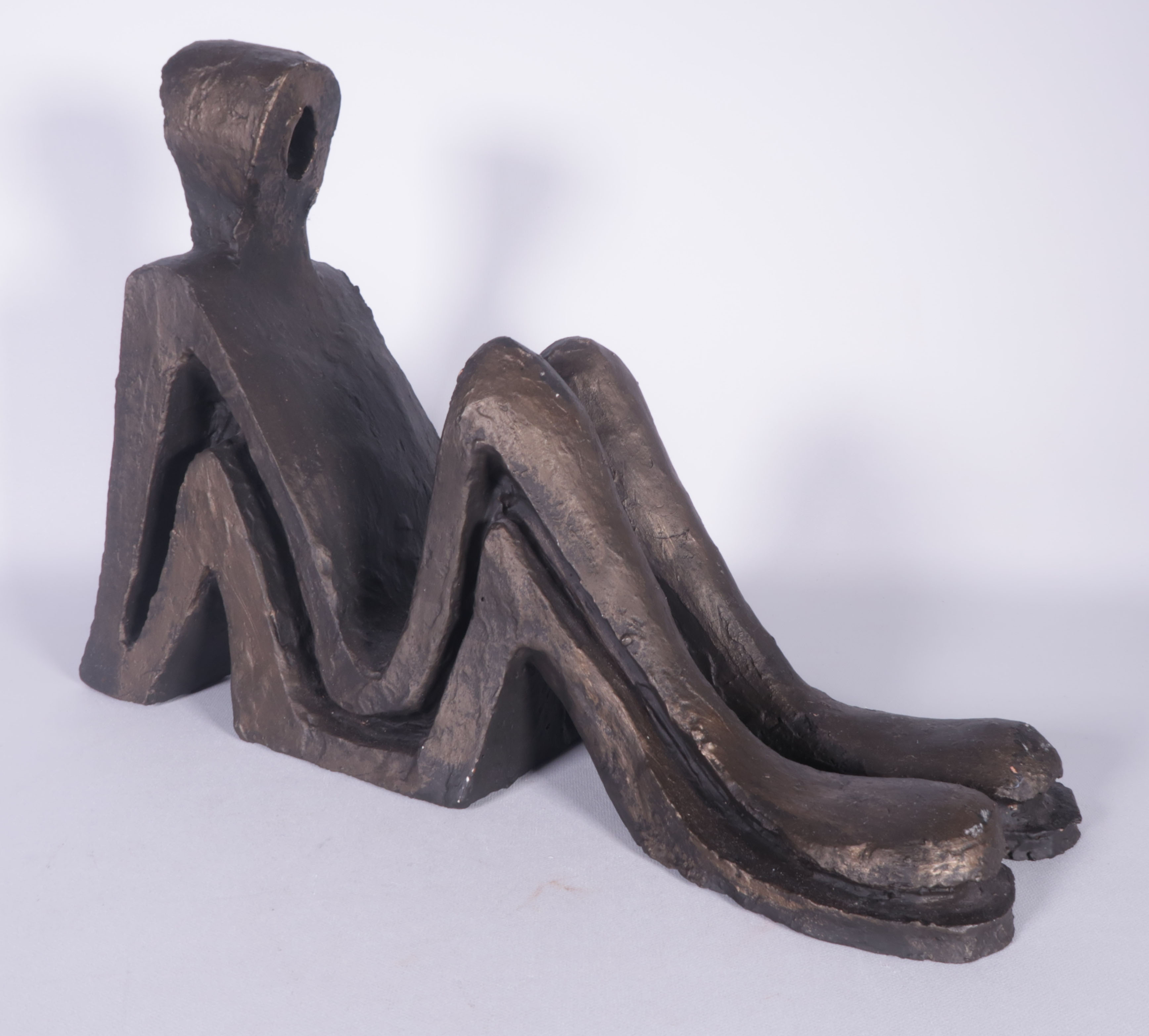 Toon Gielen - Beschilderd keramiek, Gestileerde zittende man kopen? Bied vanaf 1!