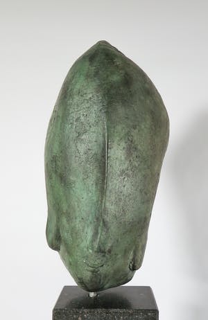 Filippa de Boer - Groot bronzen portret op hoge sokkel, Face III (Zwaar!) kopen? Bied vanaf 800!