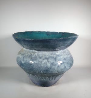 Peter von Hartsvelt Müller - Aardewerk, Blauwe pot met brede hals kopen? Bied vanaf 70!