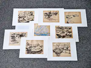 Jan Stroosma - Map met 7 Sepia/Inkt en 1 pasteltekening "(zeil)boten" met atelierstempel verkauft für € 50!