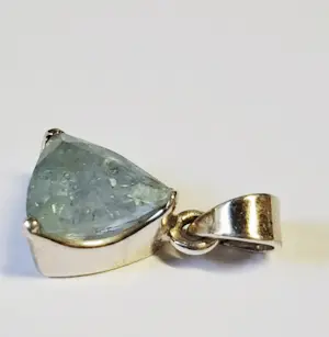 Nieuw Deze van nature lichtblauwe facet geslepen  aquamarijn kopen? Bied vanaf 55!