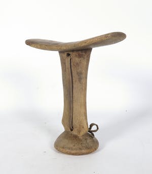 Kenia - Houten hoofdsteun (tevens kruk) met leren draagriem. kopen? Bied vanaf 1!