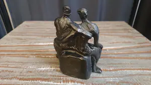 Corry Ammerlaan - "Twee verliefde mensen op een bankje" kopen? Bied vanaf 15!