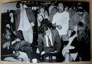 Herman Brood - Gerard Wessel fotografeert Herman Brood (handgesigneerd door Brood!) kopen? Bied vanaf 125!