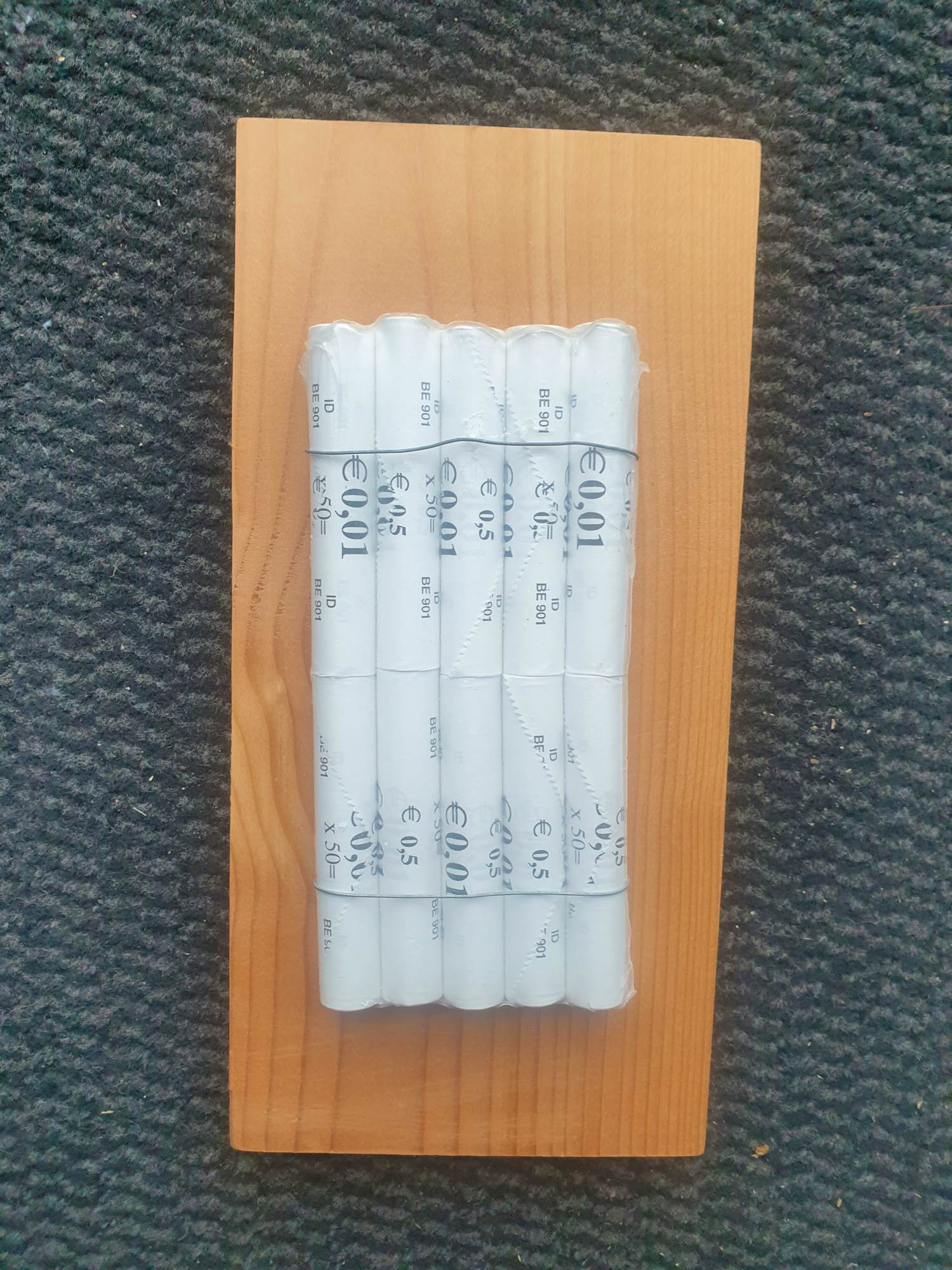 Jan Henderikse - Zero - rollen centen op paneel - 29 x 14 x 4 cm kopen? Bied vanaf 250!