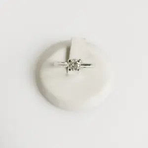 Solitaire diamanten ring kopen? Bied vanaf 700!