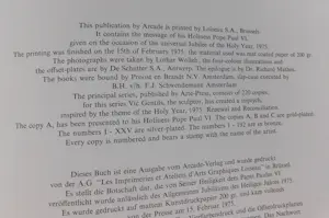 Vic Gentils - Apostolorum Limina + Brons drieluik Vic Gentils kopen? Bied vanaf 30!