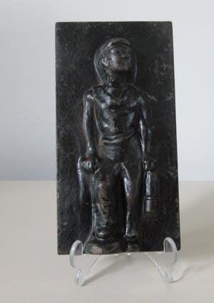 Curiosa - Gietzijzer wandplaque van een arbeider kopen? Bied vanaf 1!