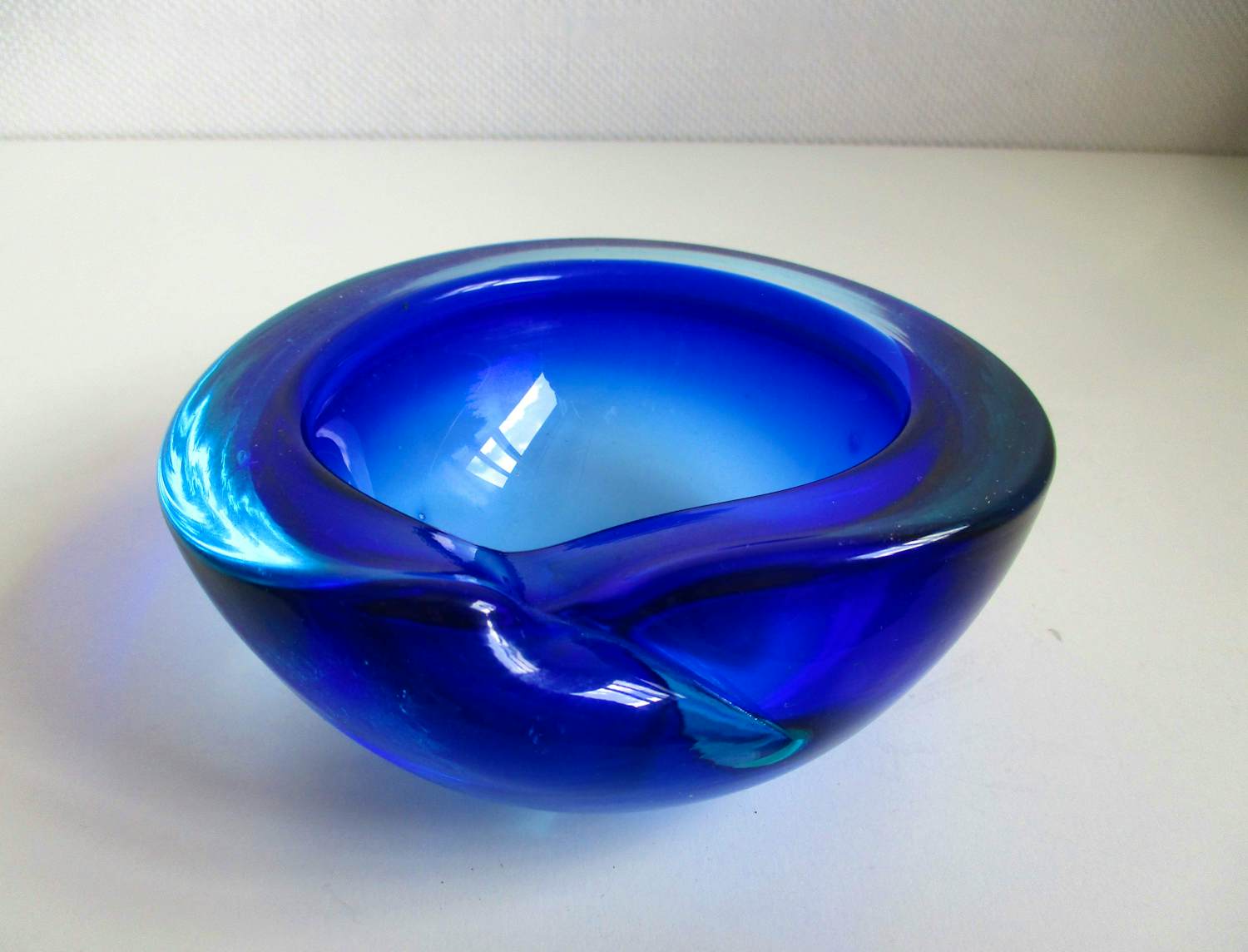 Seguso - Vetri d’Arte, schaaltje toegeschreven aan Flavio Poli verkocht voor € 10!