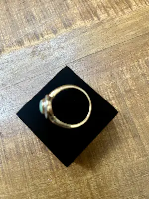 Vintage ring met Australische opaal kopen? Bied vanaf 995!
