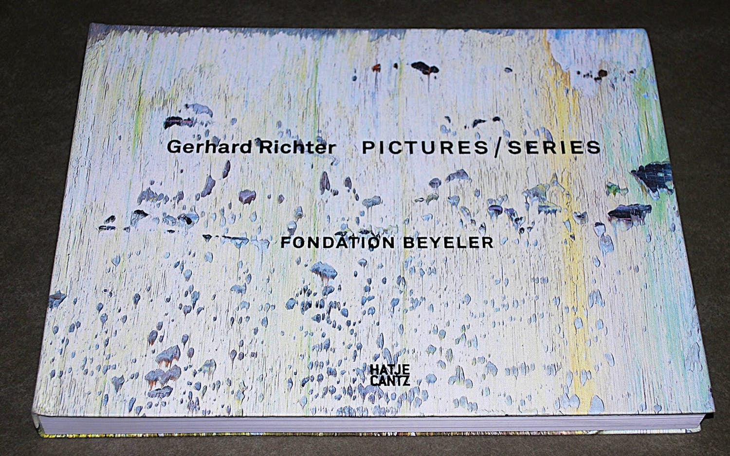 Gerhard Richter - pictures/series 2014 Fondation Beyeler (linnen hardcover) verkocht voor € 90!