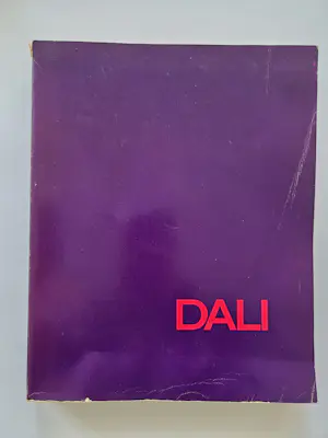 Salvador Dali - Zes boeken over en door Dali. Drie boeken over surrealisme. kopen? Bied vanaf 20!
