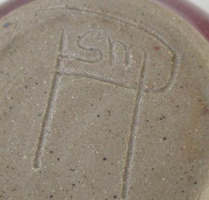 Niet of onleesbaar gesigneerd - Drie steengoed koffiebekers met Sang de Boeuf glazuur gesigneerd HSMP kopen? Bied vanaf 1!