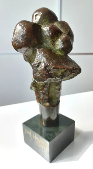 Jean Houben - Man met kind, bronzen beeld kopen? Bied vanaf 750!