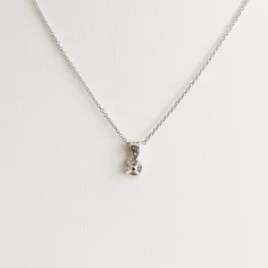 0.27ct Sapphire Pendant with chain kopen? Bied vanaf 140!