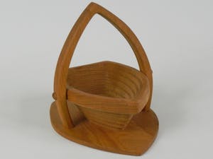 Niet of onleesbaar gesigneerd - Teakhouten openklapbaar schaaltje kopen? Bied vanaf 1!