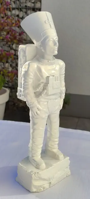 Imbue - XL Ancient Astronaut Nefertiti (Pearl White) kopen? Bied vanaf 270!