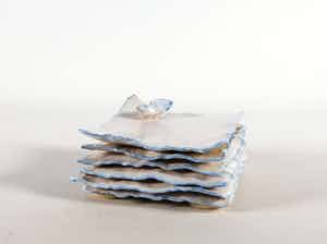 Marja Hooft - Aardewerk, Object met vogel verkocht voor € 1!