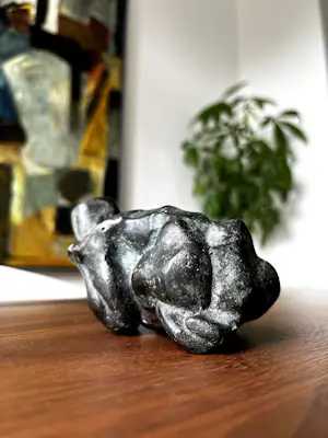 Rini Dado - bronzen sculptuur figuur, 'Reading' kopen? Bied vanaf 300!