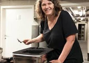 Marjan Smit - gelauwerd Grafica - bijzonder OLIEVERF op papier "Torens" - gesigneerd kopen? Bied vanaf 10!