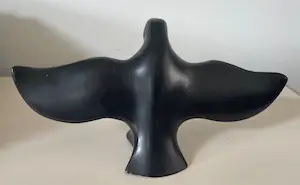 Niet of onleesbaar gesigneerd - Modernistische figuur van een roofvogel - Pearlite Stonecraft Canada kopen? Bied vanaf 1!