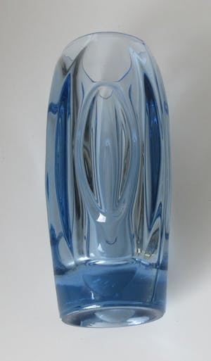 Sklo Union - Rosice - o.a. 2 x Bullet vaas Rudolf Schrotter kopen? Bied vanaf 1!