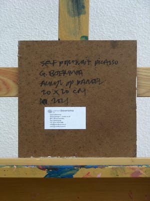 Gerard Boersma - Self Portrait Picasso (Vrouw kijkend naar zelfportret van Picasso) kopen? Bied vanaf 75!