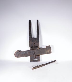 Dogon - Lot van houten slot en beeld kopen? Bied vanaf 1!