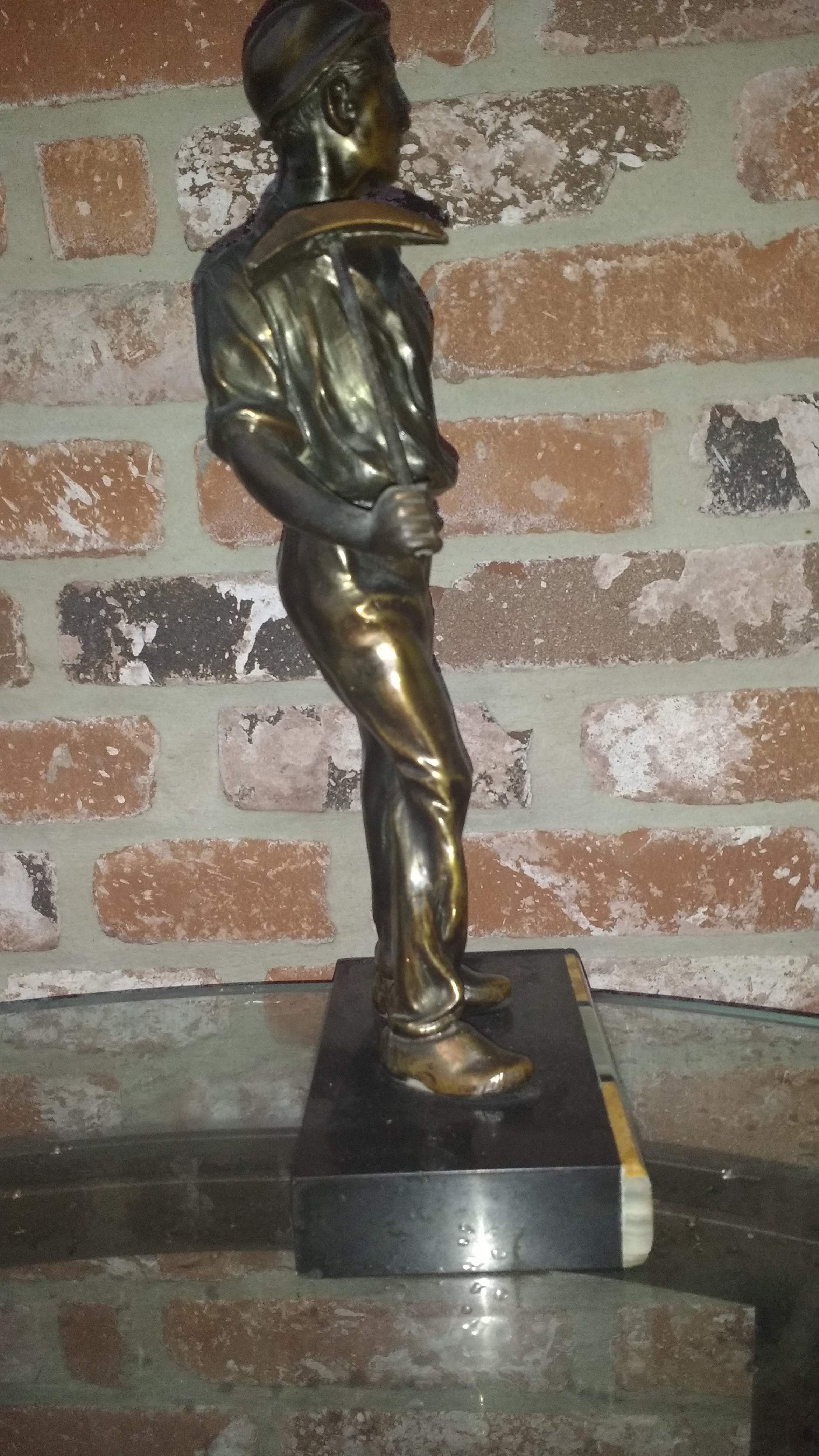 Niet of onleesbaar gesigneerd - Mijnwerker met pikhouweel kopen? Bied vanaf 1!