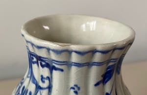 Porceleyne Fles - Delftsblauw platelen ribbelvaasje model 1804 kopen? Bied vanaf 1!