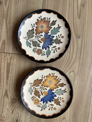 Plateelbakkerij Flora - Set van 2 wandborden Gouda floral vintage kopen? Bied vanaf 35!