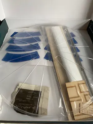 Panamarenko - Bouwdoos "Vliegend Eiland" kopen? Bied vanaf 1200!