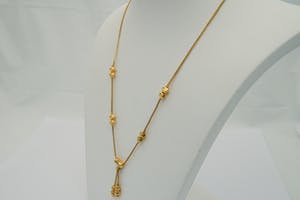 2524 - Stijlvol 18 karaats geel-gouden dames Dokiya "balletjes" halssieraad. kopen? Bied vanaf 220!