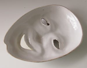 Niet of onleesbaar gesigneerd - Hand beschilderd keramisch Venetiaans masker kopen? Bied vanaf 1!