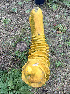 Onbekend - abstract geel werk uitgevoerd in polyester - kunstenaar onbekend kopen? Bied vanaf 250!