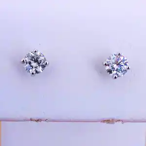 0.51 ct Diamond Solitaire Earrings verkocht voor € 400!