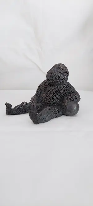 Carolein Smit - zittend babyjongetje met bal kopen? Bied vanaf 170!