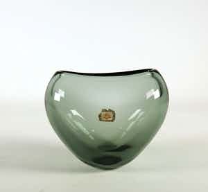 Floris Meydam - Glas, Staalblauw vaasje door Glasfabriek Leerdam verkocht voor € 1!